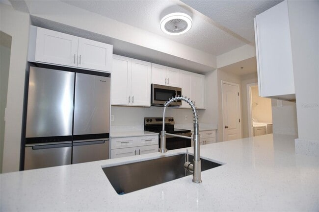 Building Photo - 12208 Wild Iris Way