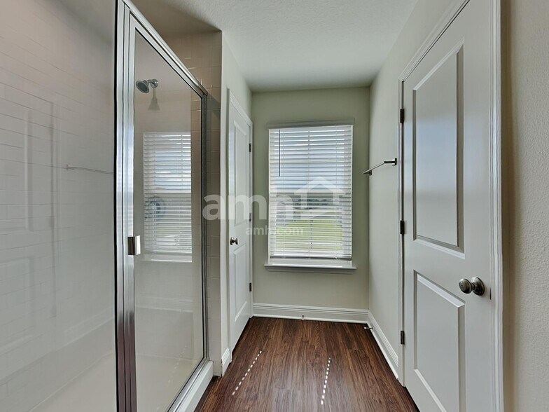 Building Photo - 20299 Calla Lily Dr