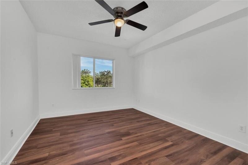 Building Photo - 1865 Florida Club Dr