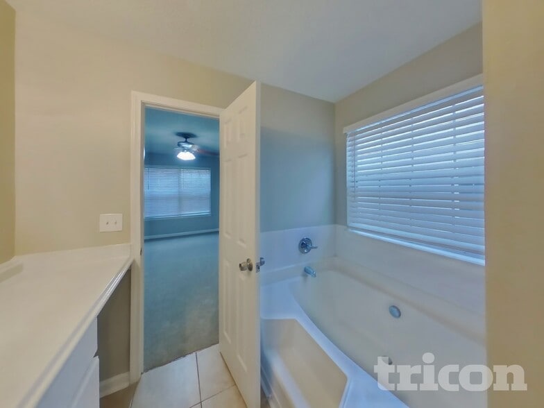 Building Photo - 4551 Derby Loop