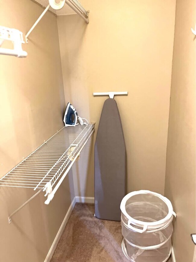 Building Photo - 2424 South 41st Street