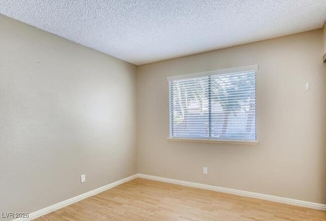 Building Photo - 5204 Shady Grove Ln