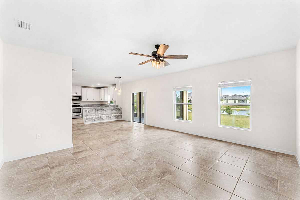 Building Photo - 4122 Moccasin Dr