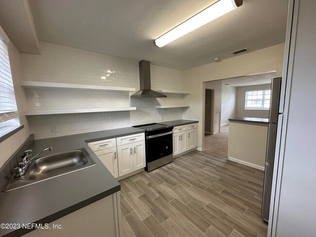 Building Photo - 3136 Belden St