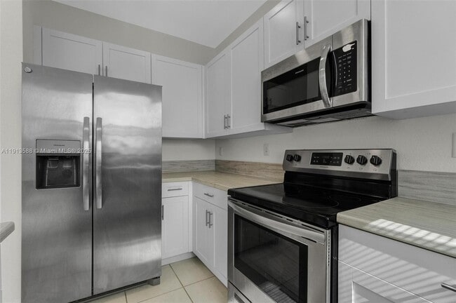 Building Photo - 10158 SW 228th Terrace