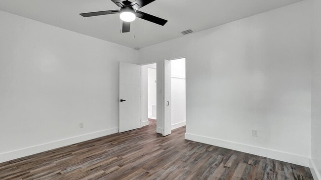 Building Photo - 11 NW 117th St