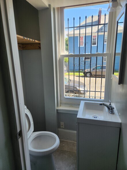 Private room toilet - 575 Stuyvesant Ave