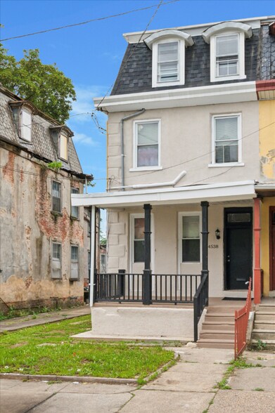 Building Photo - 4538 Greene St
