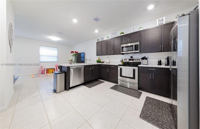 Building Photo - 28754 SW 134th Ct