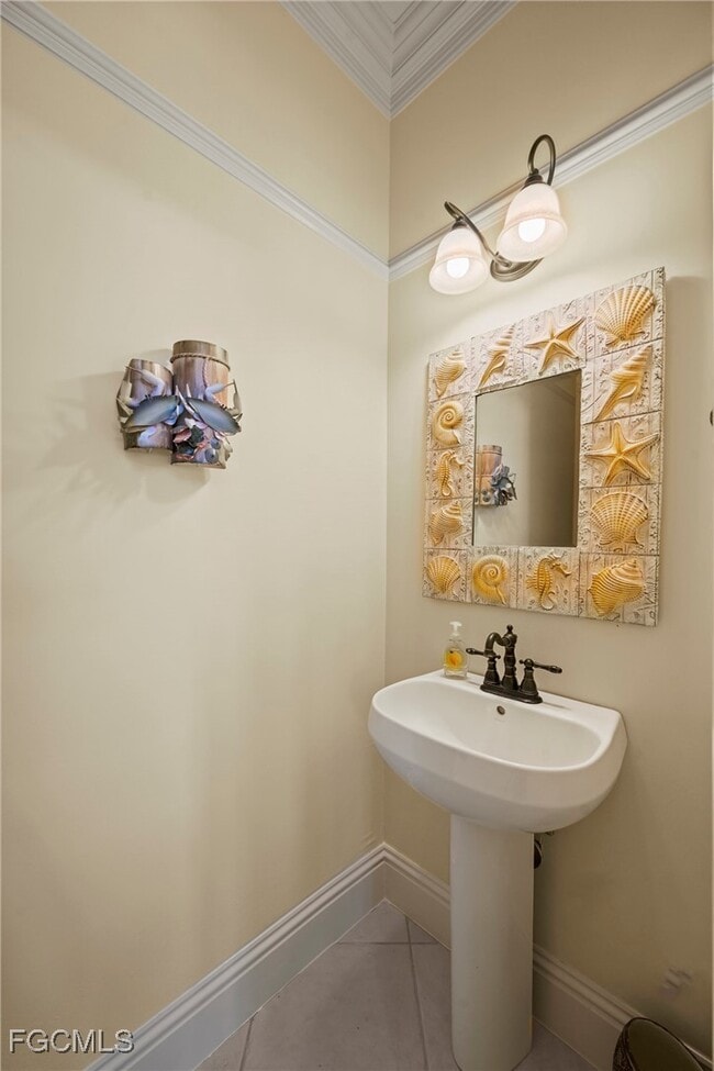 Building Photo - 18150 Old Pelican Bay Dr