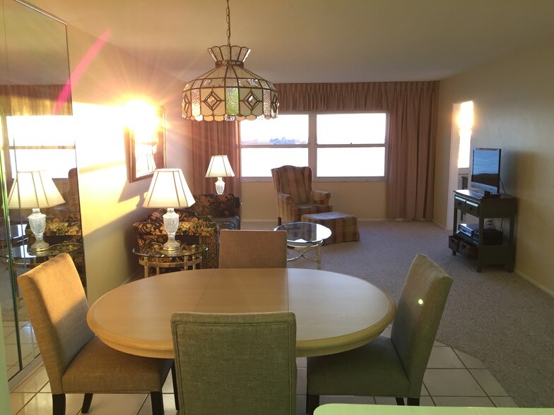 Room View from Kitchen - 4750 Cove Cir
