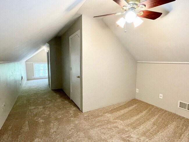 Building Photo - Irmo