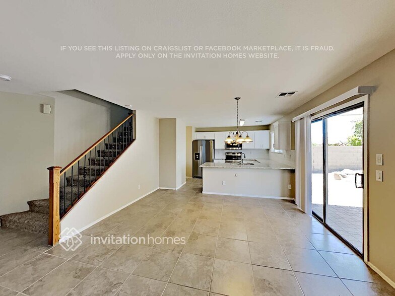 Building Photo - 17039 W Central St