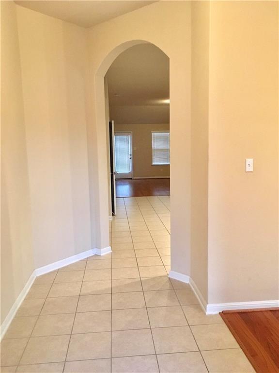 Building Photo - 112 Beargrass Dr