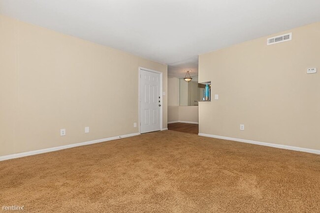 Building Photo - 1 br, 1 bath Condo - 3520 East Nasa Pkwy F...