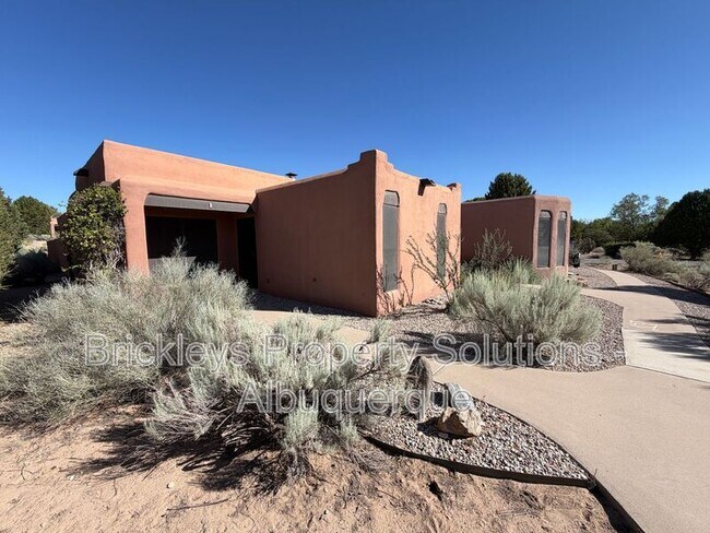 Building Photo - 2 Cochiti Trail