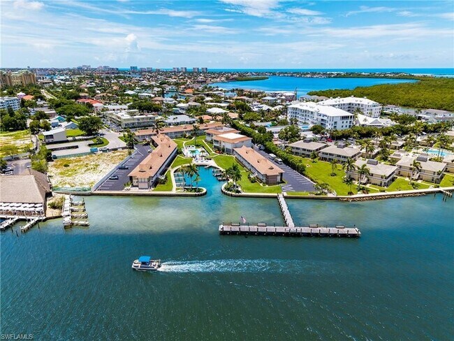 Building Photo - 850 Palm St