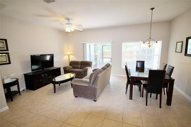 Building Photo - 2458 Caravelle Cir