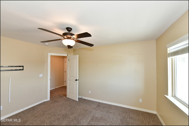 Building Photo - 14717 Tierra Escape Ave