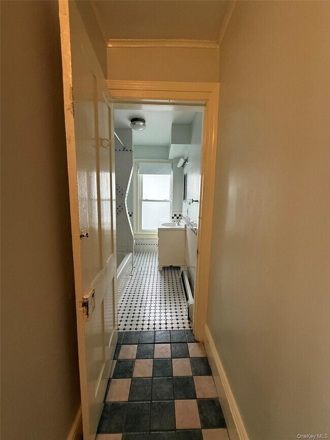 Building Photo - 27 Balding Ave