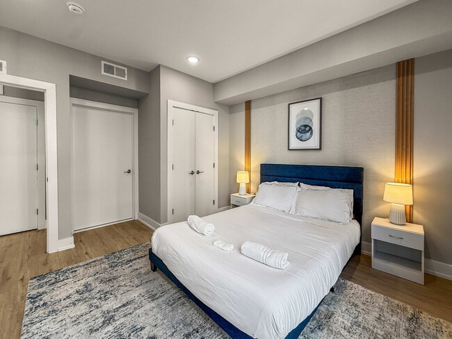 Building Photo - 626 N Delaware Ave