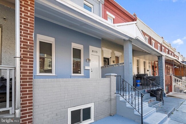 Building Photo - 2113 S Simpson St