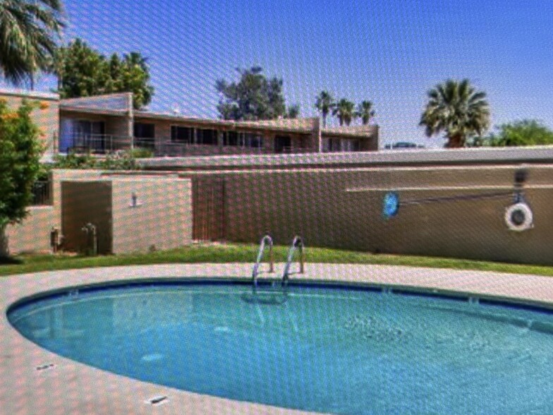 Biltmore Gardens pool - 4635 N 22nd St