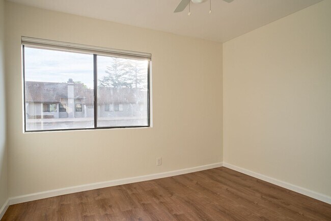 Building Photo - 1217 Cobllestone Ln., Santa Maria