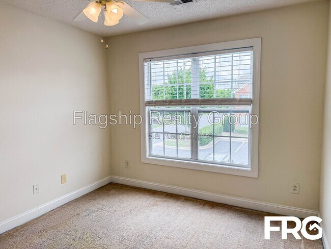 Building Photo - 4243 Dudleys Grant Dr