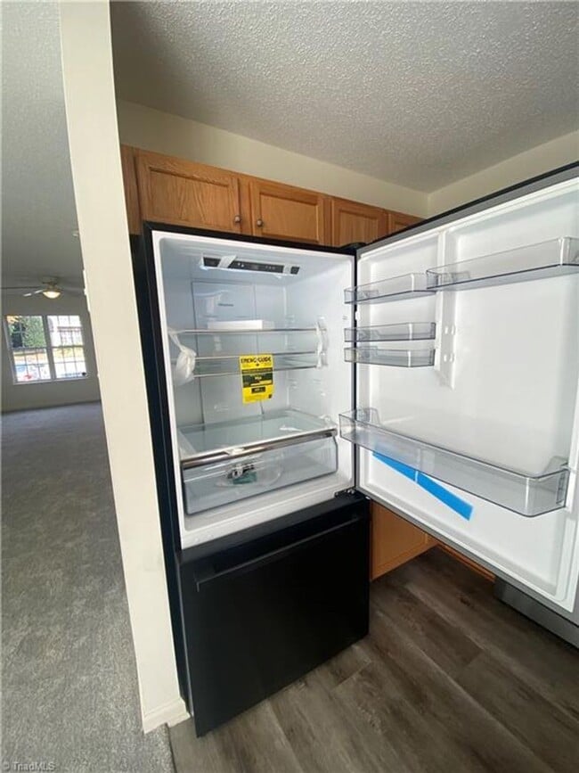 Building Photo - 2Br 1.5BA Townhome in Bridford Downs