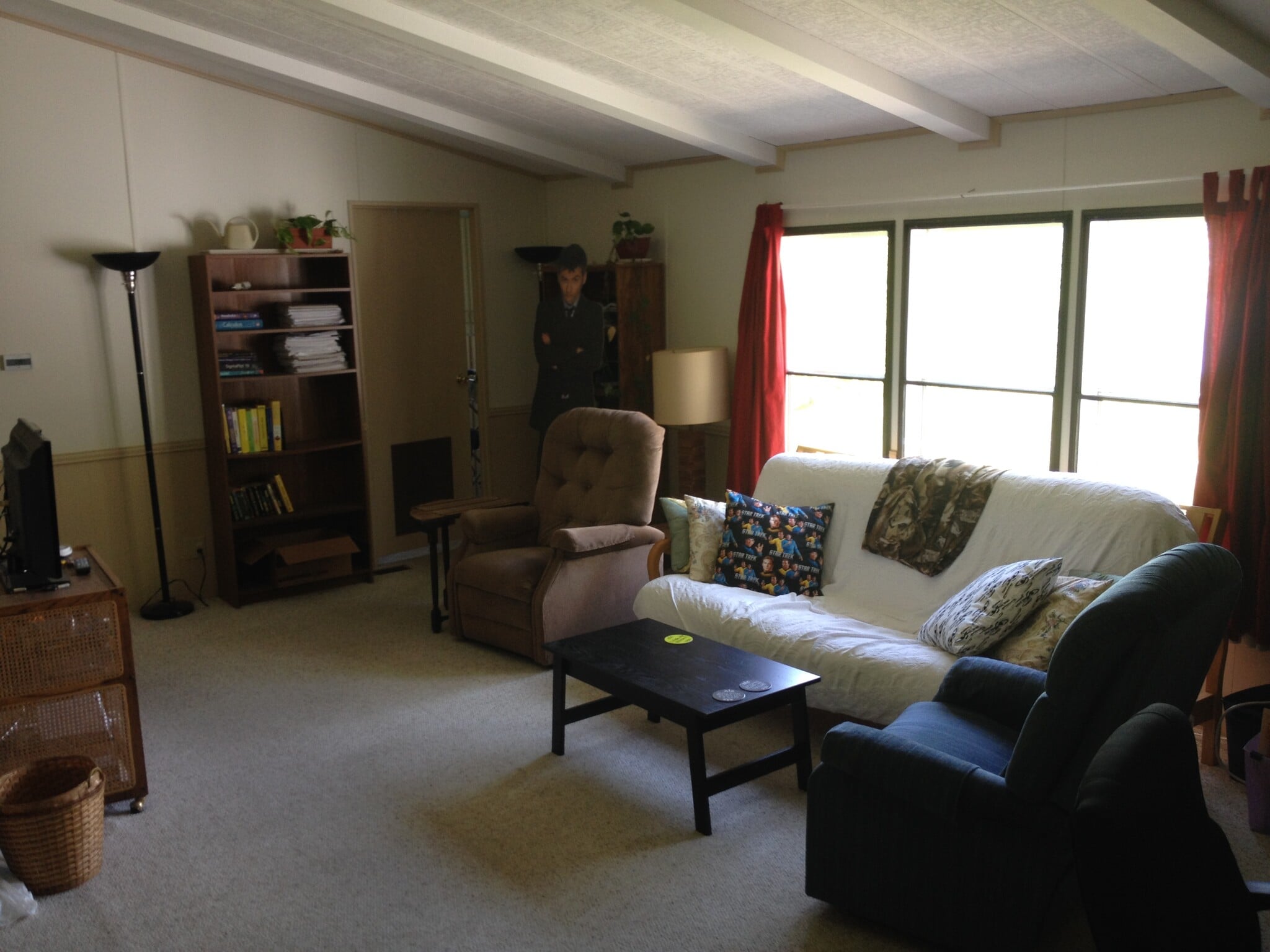 Building Photo - 107 Mary Ln