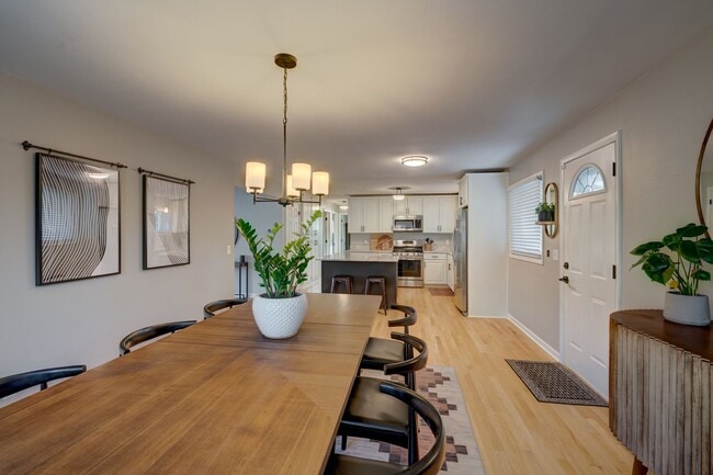 Building Photo - 4609 Waukesha St