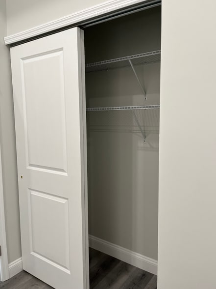 Building Photo - 106 S 42nd St