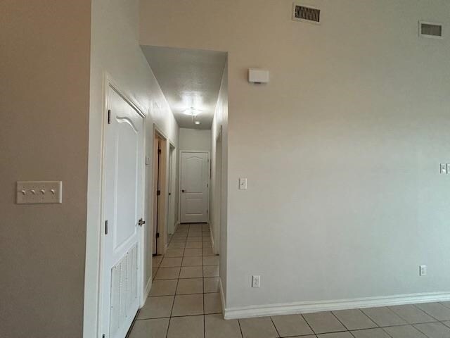 Building Photo - 1511 Don Camilo Blvd