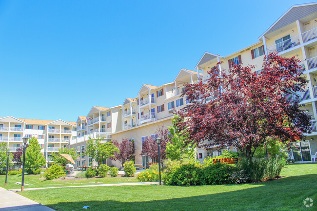 Building Photo - VINTAGE AT SPOKANE - A 55+ Community