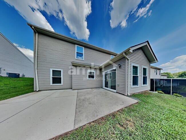 Building Photo - 1668 Comanche Run