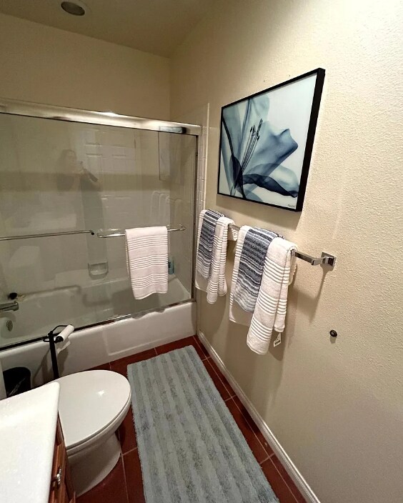 Building Photo - 206 Lakecrest Ln