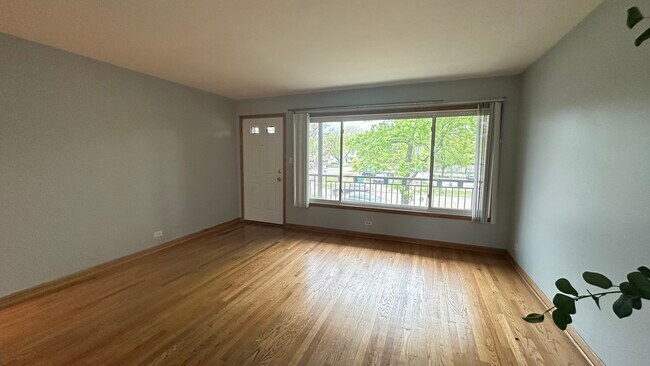 Building Photo - 4935 N Harlem Ave