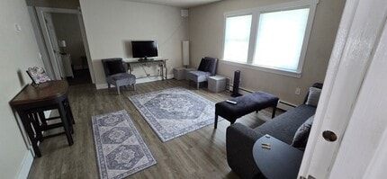 Building Photo - 1208 Denali St