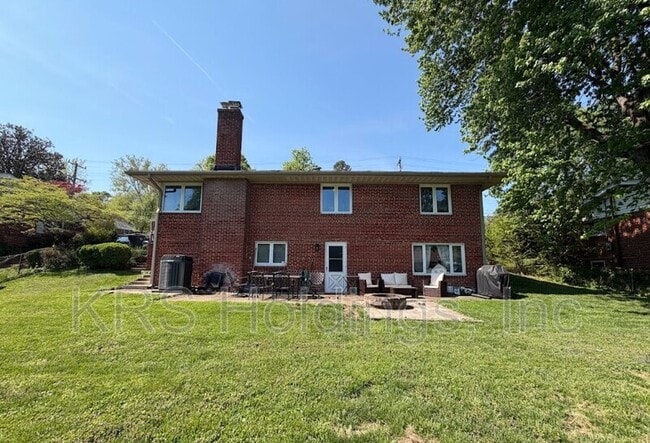 Building Photo - 7110 Murray Ln