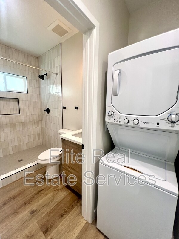 Building Photo - 3315 Clairemont Mesa Blvd