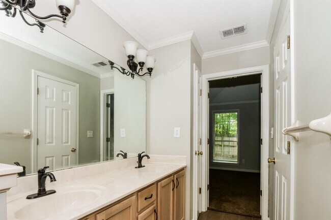 Building Photo - 11536 Ryewood Cove