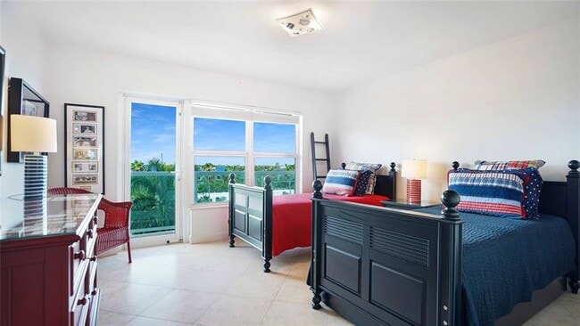 Building Photo - 3900 Galt Ocean Dr