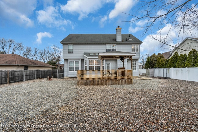 Building Photo - 505 Buhler Ave