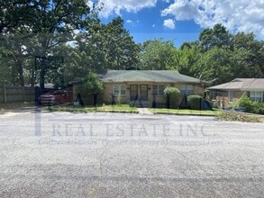 Building Photo - Park Hill 2 Bedroom Duplex