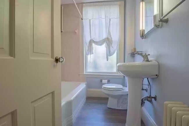 Bathroom - 193 Lynn Shore Dr