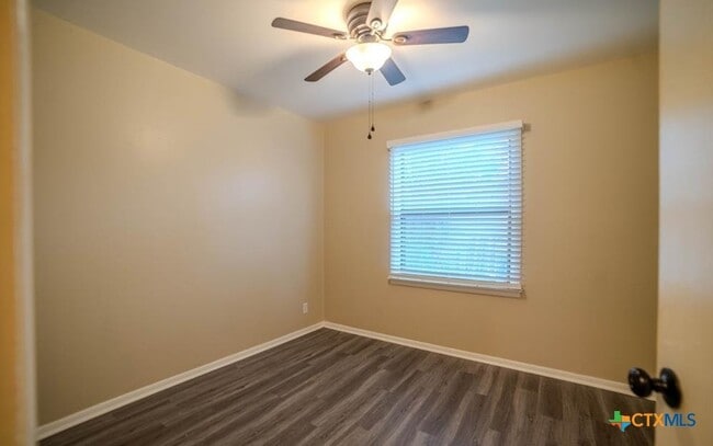 Building Photo - 506 Goodnight Dr