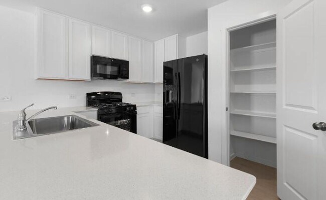 Building Photo - 4-Bedroom Home for Rent in Hidden Meadows