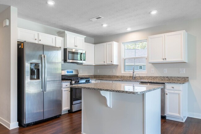 Building Photo - Gorgeous Newer Home in New Development