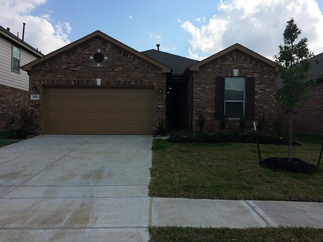 Primary Photo - 21015 Blackstone Villa Ln